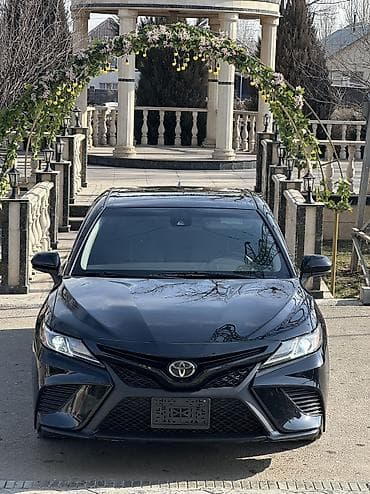 Toyota Camry: 2019 г., 2.5 л, Автомат, Бензин, Седан