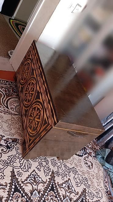 массажник для ног: Сундук, Б/у, Для белья, Дерево, Самовывоз, цвет - Коричневый — 2