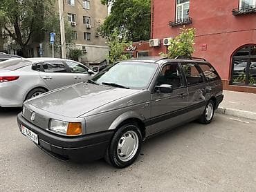 Volkswagen Passat Variant: 1991 г., 2 л, Механика, Бензин, Универсал