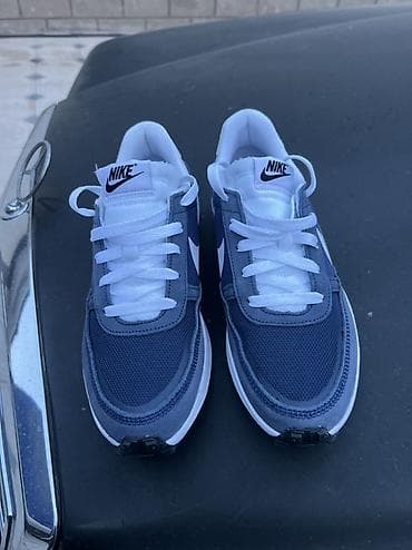 Кроссовки Nike (модель в стиле ретро-раннинг) - Цвет — 3