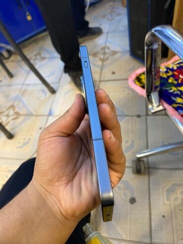 сколько стоит 4 ядерный компьютер: OnePlus 13R, 256 ГБ, цвет - Серый — 8