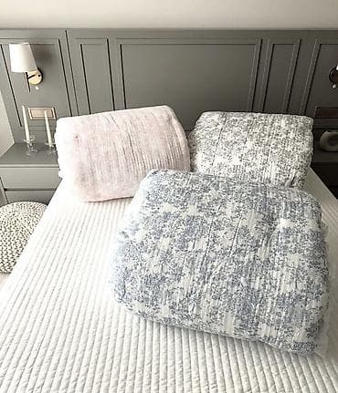 Шейшеп, жууркандар: Пуховое стеганое одеяло с наволочками и оборкой - Комплект: одеяло + — 4