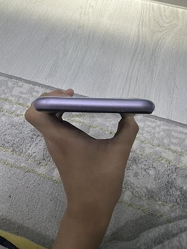 кс 2: IPhone 11, Б/у, 128 ГБ, Чехол, 100 % — 6