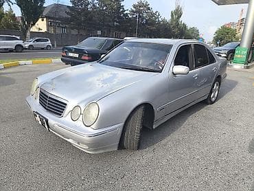 w210 cdi: Mercedes-Benz E-Class: 2001 г., 3.2 л, Типтроник, Бензин, Седан — 5