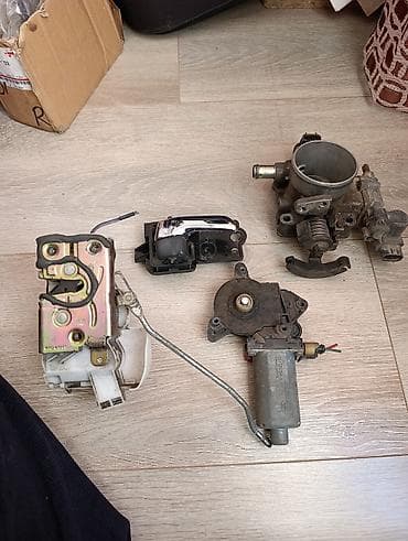 Дроссельная заслонка Toyota 2002 г., Б/у