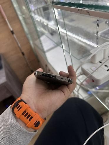 iphone скупка: IPhone 13 Pro, Б/у, 256 ГБ, Графит — 4