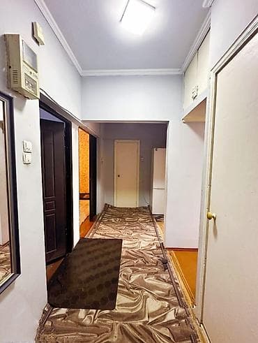 Кыймылсыз мүлк: 2 бөлмө, 48 м², Жаш гвардия 105-серия, 3 кабат, Эски ремонт — 3