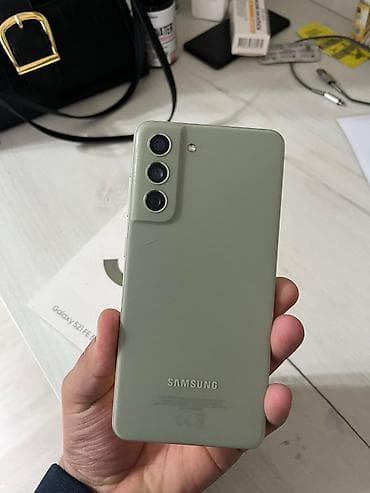 poco c55: Samsung Galaxy S21 FE, цвет - Зеленый — 2