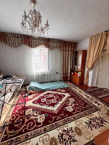 Дома: Продается дом в городе Балыкчы с земельным участком. Дом одноэтажный — 3