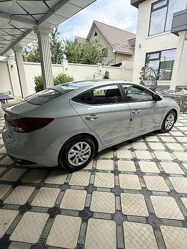 обогрев авто: Hyundai Avante: 2019 г., 1.6 л, Автомат, Бензин, Седан — 2
