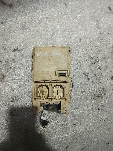 mini jack: Блок предохранителей Kia 2019 г., Оригинал — 2