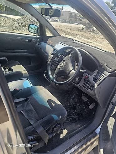 toyota ipsum левый: Toyota Ipsum: 2002 г., 2.4 л, Автомат, Бензин, Минивэн — 7