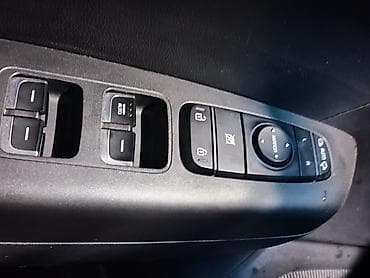 корандо санг йонг: Kia Sportage: 2020 г., 2 л, Автомат, Дизель, Кроссовер — 5