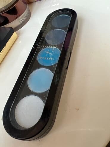 Тени Франция чуть использованы