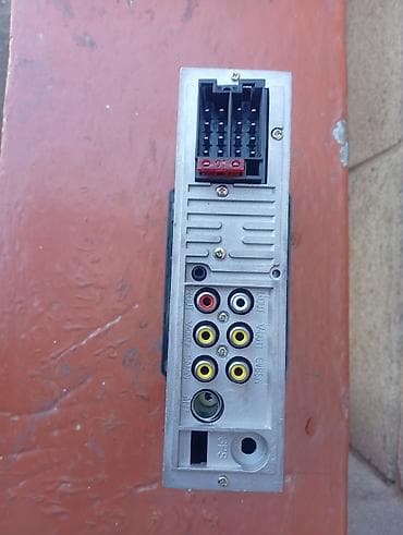 Автомобильная мультимедийная магнитола 2DIN с сенсорным экраном