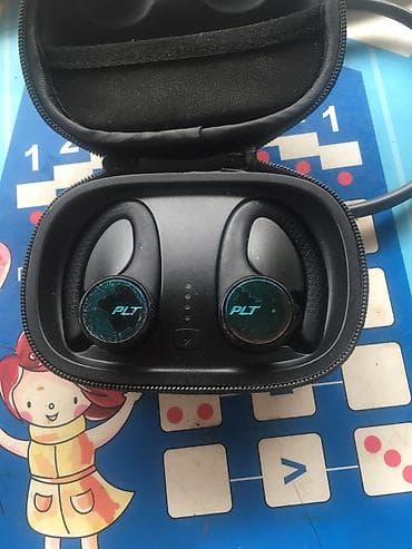 Техника и электроника: Беспроводные гарнитуры, Plantronics, Б/у, цвет - Черный — 3