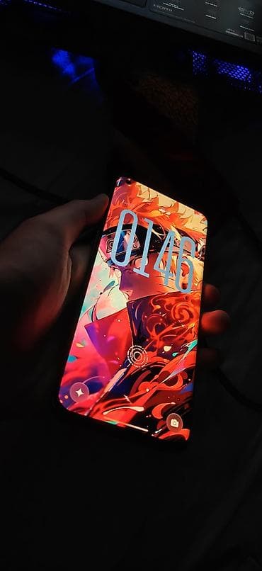 OnePlus 11 5G, черный - Экран 6.7" AMOLED с тонкими рамками и