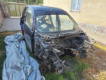мотор на авто: Кузов Mazda Demio 2003, темно‑синий, под разбор или как донор. Состав — 5