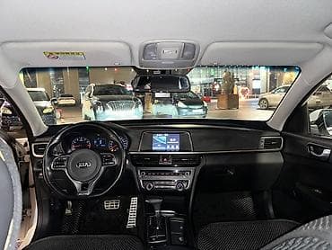 suzuki 200: Kia K5: 2017 г., 2 л, Автомат, Бензин, Седан — 8