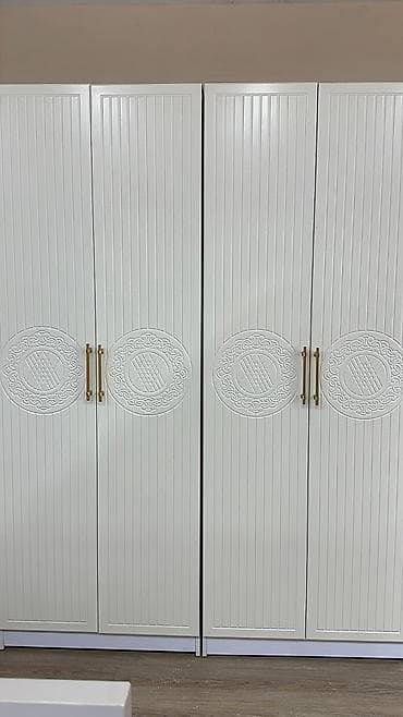 Шкафы-купе и распашные шкафы для одежды, современный дизайн - Модели