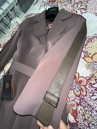 Продаю классный плащ /пальто Совсем новый — просто не подошёл по