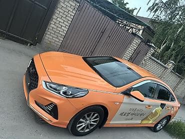 Hyundai Sonata: 2019 г., 2 л, Автомат, Газ, Седан