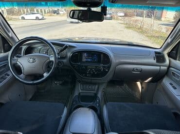 купить б у мотоцикл: Toyota Sequoia: 2005 г., 4.7 л, Автомат, Бензиновая, Внедорожник — 7