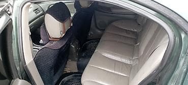 продажа авто бишкек: Седан бизнес-класса тёмно-зелёного цвета. 4 двери, кузов с плавными — 5