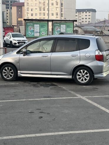 купить б у мотоцикл: Honda Fit: 2004 г., 1.3 л, Вариатор, Бензиновая, Хэтчбэк — 15