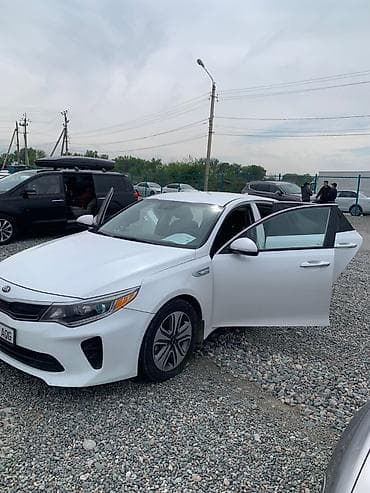 Kia Optima: 2017 г., 2 л, Автомат, Гибрид, Седан