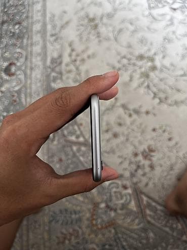 Техника и электроника: IPhone 6, Б/у, 16 ГБ, Matte Silver, 70 % — 6