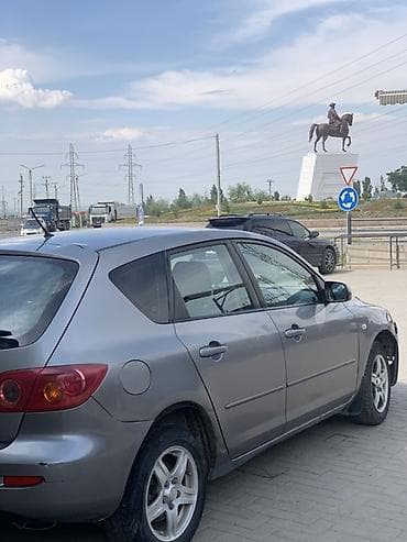 Mazda 3: 2005 г., 1.3 л, Кол менен иштөөчү, Бензин, Хетчбек — 2