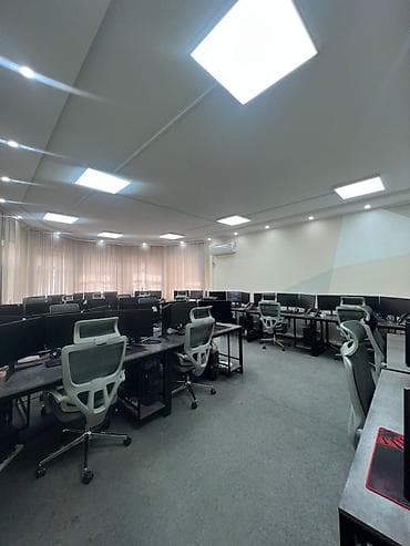 Кыймылсыз мүлк: Кеңселерди ижаралоо, 435 м², Менчик үйдө, Жабдуулары менен — 1