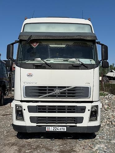 Тягач, Volvo, 2008 г., Тентованный