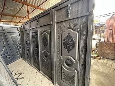Металлические кованные ворота с декоративными панелями - Материал