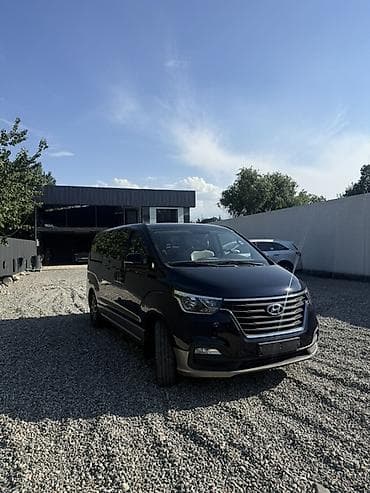 Hyundai Grand Starex: 2019 г., 2.5 л, Автомат, Дизель, Минивэн — 1