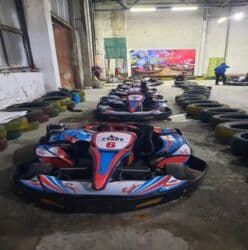 купить картинг в бишкеке: Картинг клуб продаёт карты 8шт, электрические 2шт. Карты с двигателем — 2