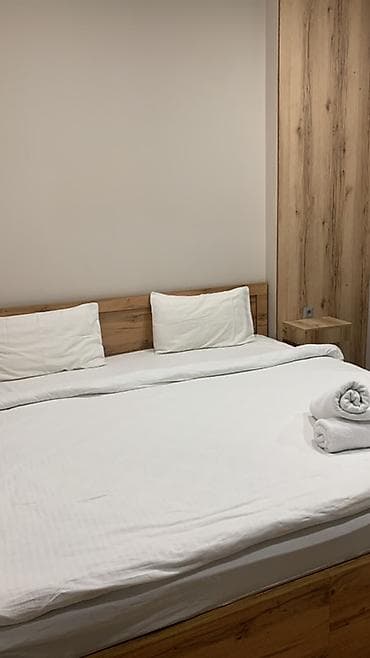 Уютный номер с двуспальной кроватью и собственной ванной комнатой — 1