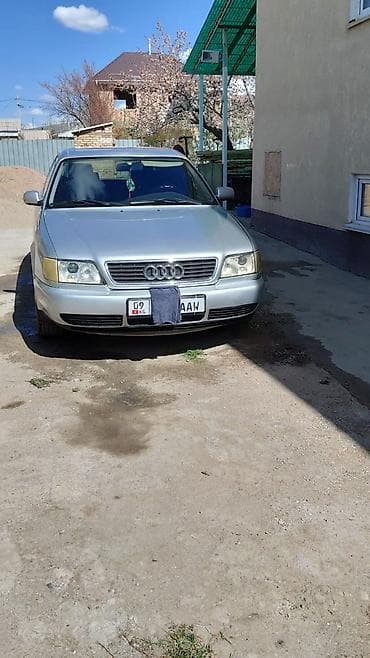 Audi 100: 1994 г., Седан