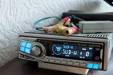 Автомобильные магнитолы Alpine 2) Alpine CDA-7894R - CD-ресивер с