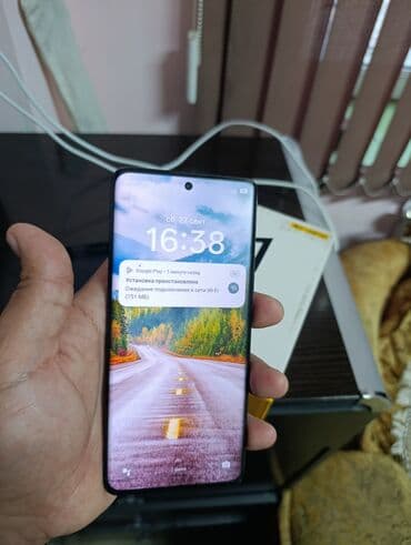 телефон realmi: Realme 11 Pro, 256 ГБ, цвет - Черный — 4