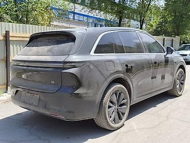 roewe ei5: Lixiang L6: 2025 г., Автомат, Гибрид, Кроссовер — 10