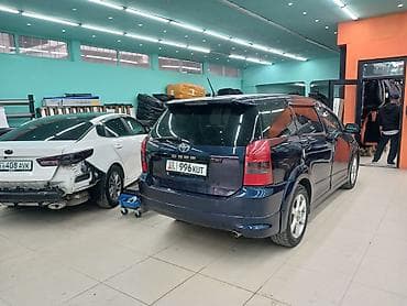 g 63: Toyota WISH: 2003 г., 2 л, Бензин, Минивэн — 4