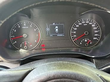 kil k5: Kia K5: 2017 г., Бензин, Седан — 7