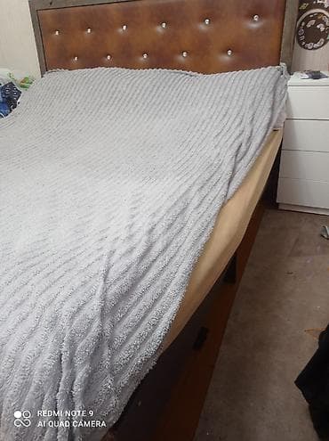 Мебельные гарнитуры: Срочно!!!! Продам кровать 190/200 и шкаф за всё 12000! Самовывоз с — 1