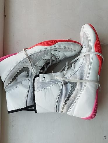 бутсы nike mercurial: Высокие боксерские ботинки Nike (модель с удлинённым голенищем). - — 4