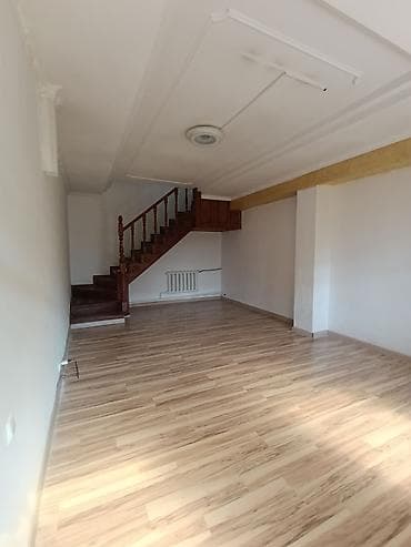 гостиницага: 180 м², 7 комнат, Аламединский рынок / базар — 3