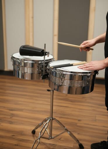 Тимбалес (набор латинских барабанов) на стойке Состав: - Две