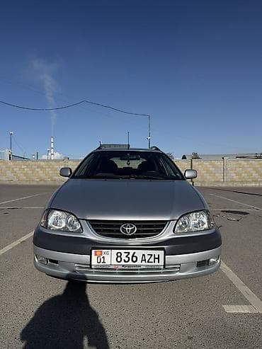 2 gr: Toyota Avensis: 2002 г., 1.8 л, Ручные, Бензин, Универсал — 3