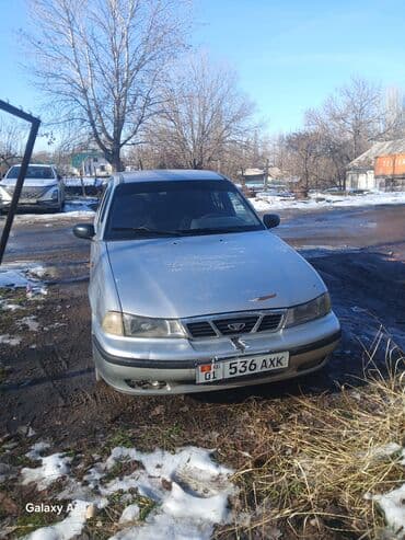 Daewoo Nexia: 2004 г., 1.6 л, Механика, Бензин, Седан